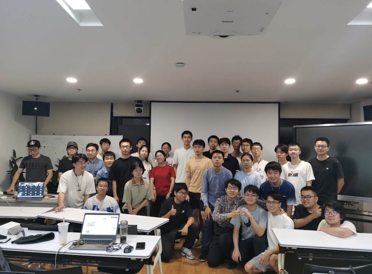Read more about the article NUS Computing and City University of Hong Kong conduct second summer bootcamp on smart glasses