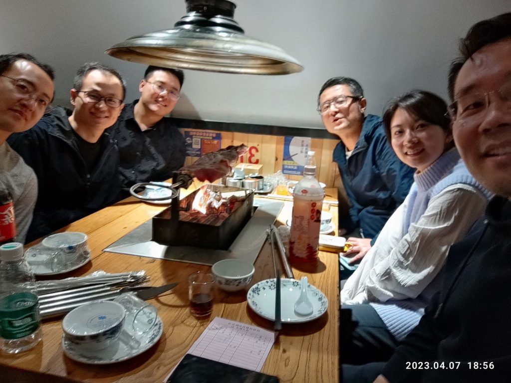 Dr. Zhao Visited Professor Shi Yuanchun’s Group at Tsinghua University